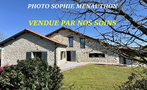 Farm Ranch in Pouillon, Nouvelle-Aquitaine, France 1