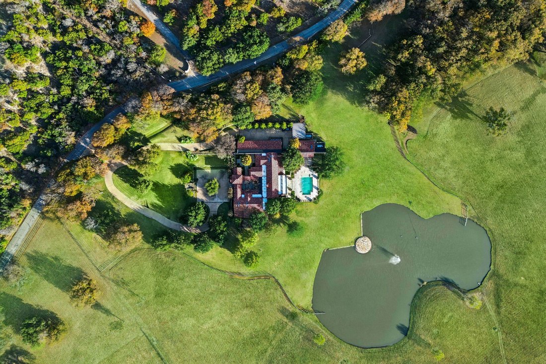House in Aledo, Texas, United States 1 - 16817043