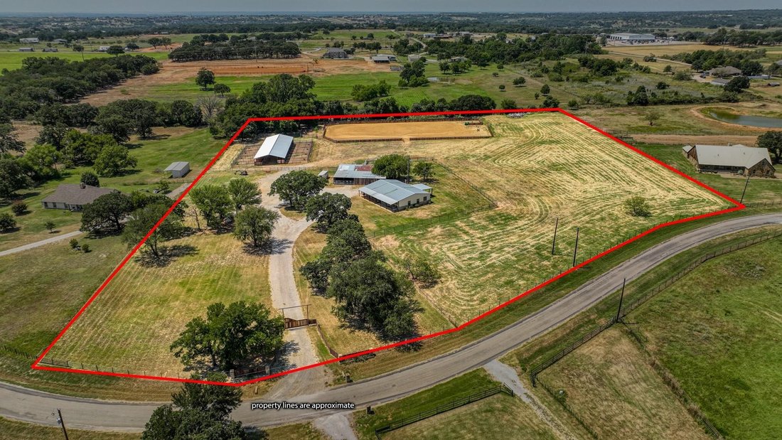 House in Weatherford, Texas, United States 1 - 16817113