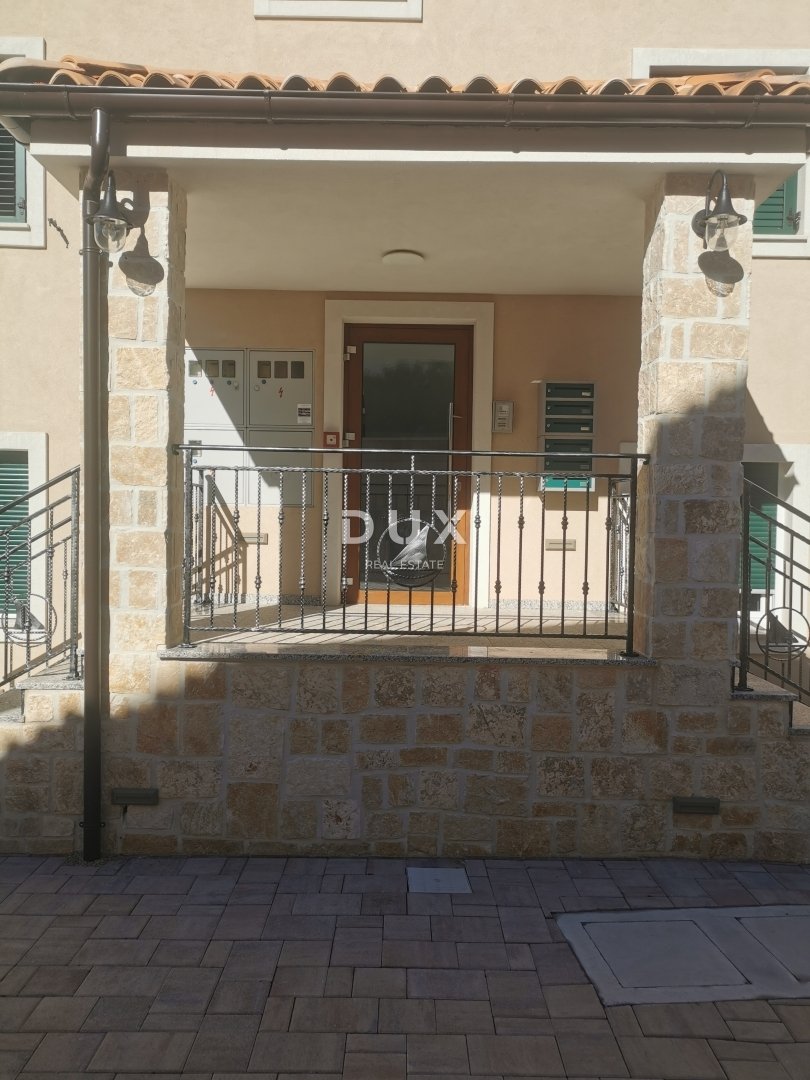 Appartamento a Malinska, Regione litoraneo-montana, Croazia 4 - 16817309