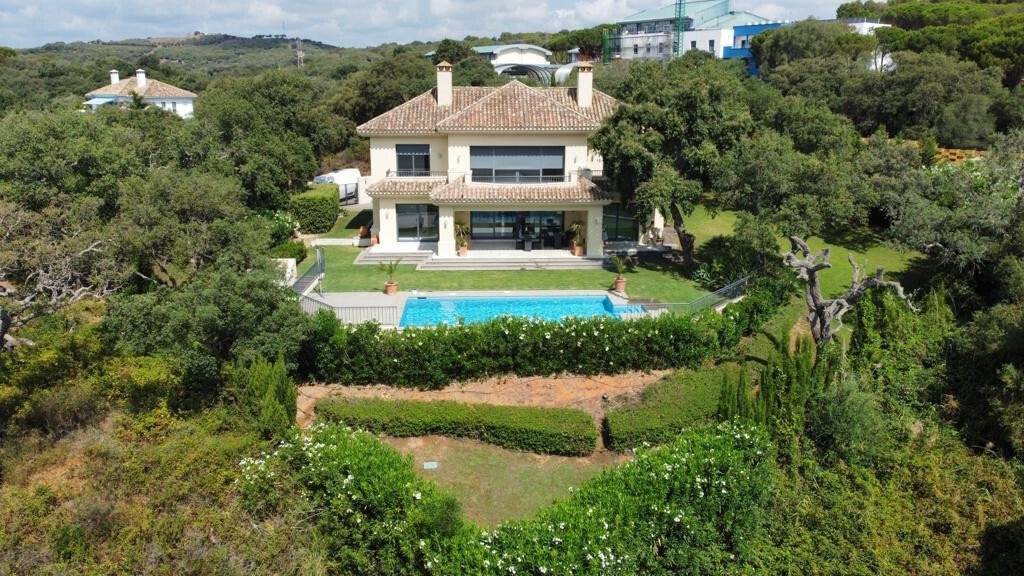 Villa in Sotogrande, San Roque, Andalusia 1 - 16818201