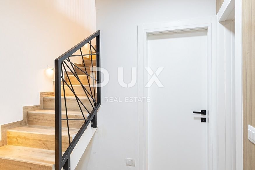 Apartment in Municipality of Povljana, Croatia 4 - 16817629