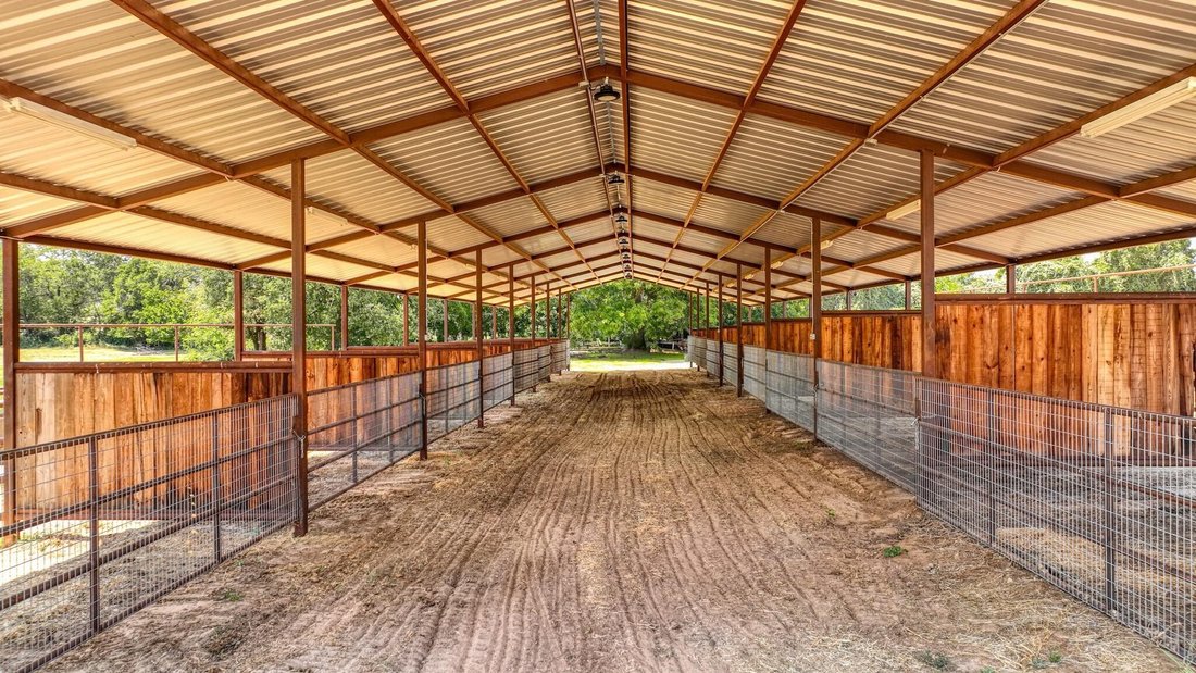 House in Weatherford, Texas, United States 2 - 16817113