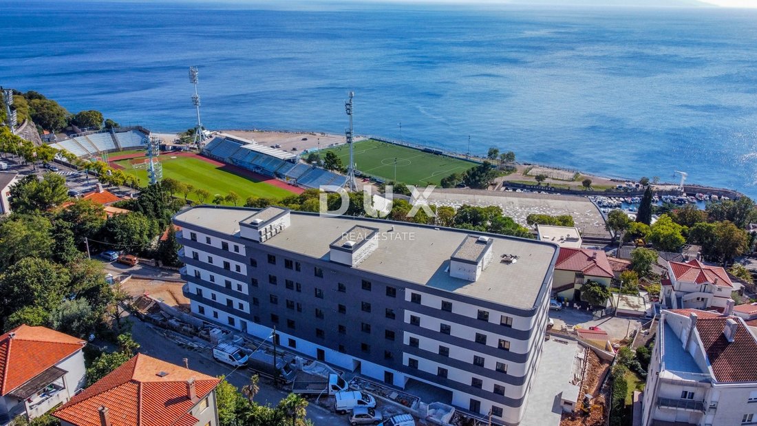 Apartment in Mjesni odbor Kantrida, Grad Rijeka, Primorje-Gorski Kotar County 4 - 16817356