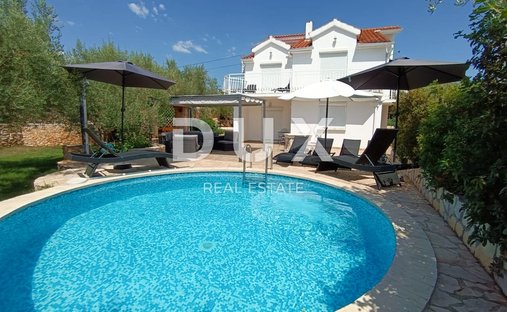 House in Brzac, Primorje-Gorski Kotar County, Croatia 1