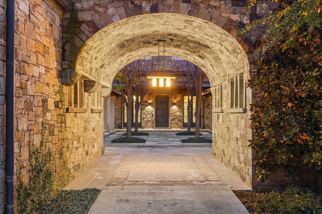 House in Aledo, Texas, United States 5 - 16817043