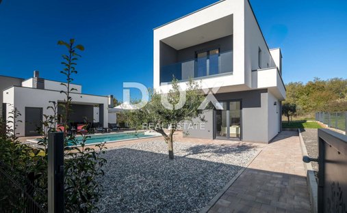 House in Porec, Istria County, Croatia 1