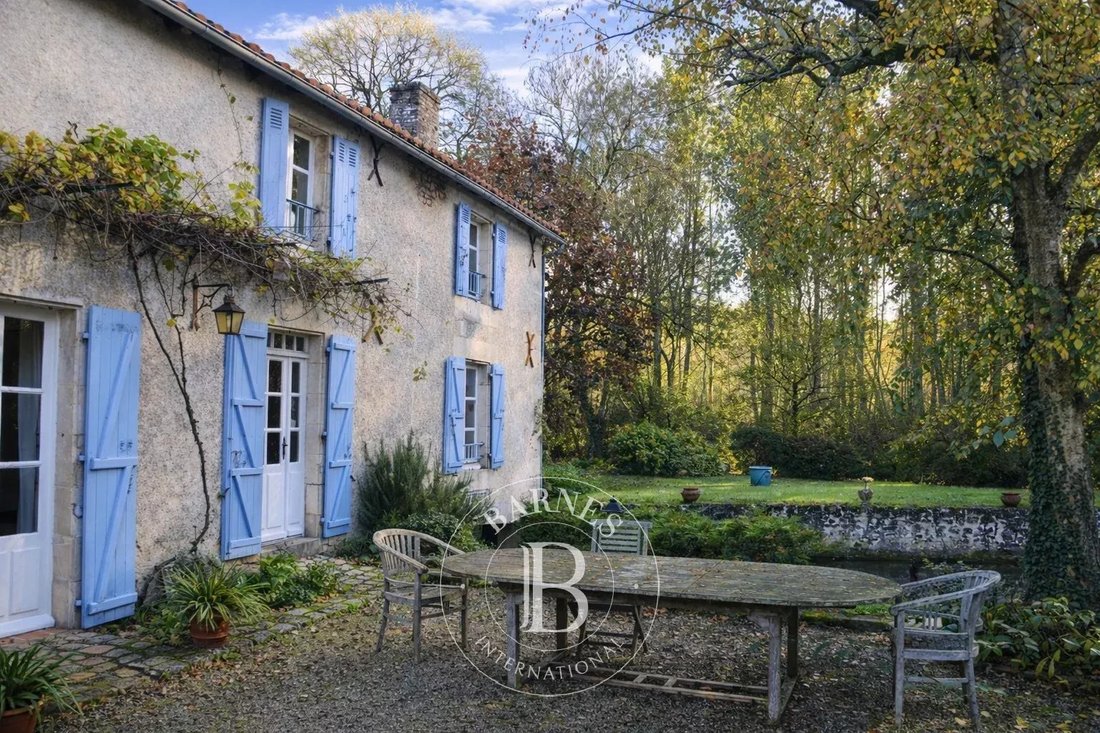 Otros en Vivonne, Nueva Aquitania, Francia 3 - 14882329