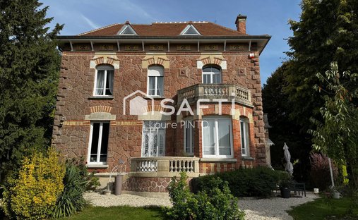 House in Dontrien, Grand Est, France 1