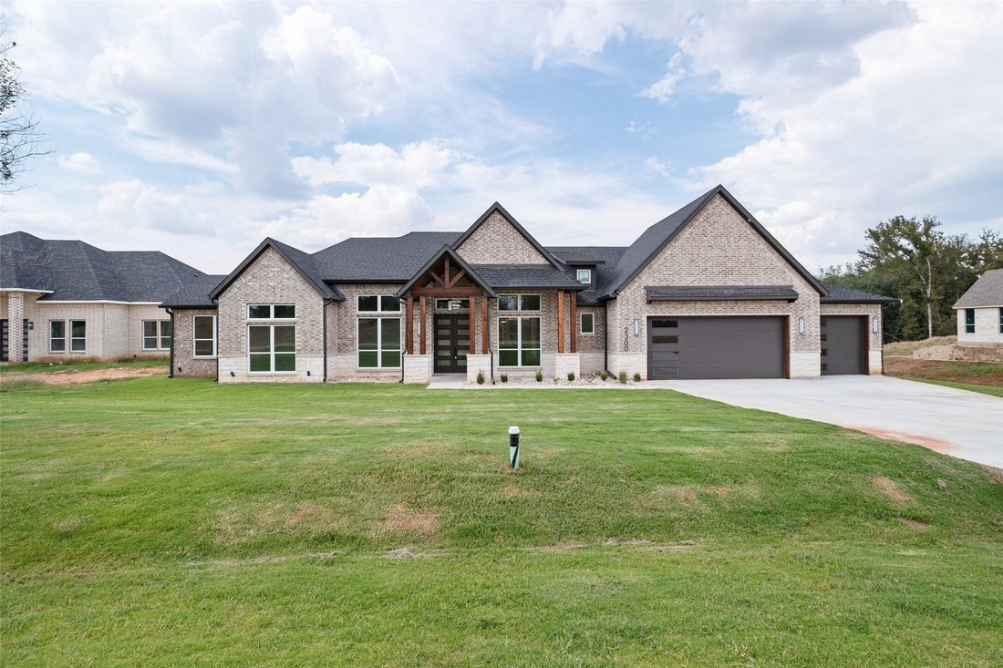 House in Granbury, Texas, United States 2 - 16816982