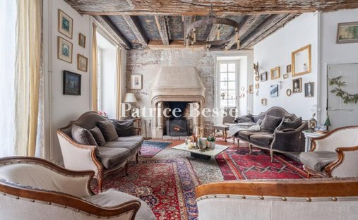 Castle for Sale in Saumur, Pays de la Loire, France