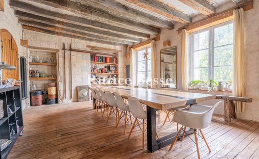 Castle for Sale in Saumur, Pays de la Loire, France