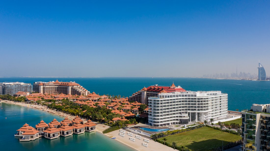 Apartment in Palm Jumeirah, Dubai, United Arab Emirates 1 - 16819324