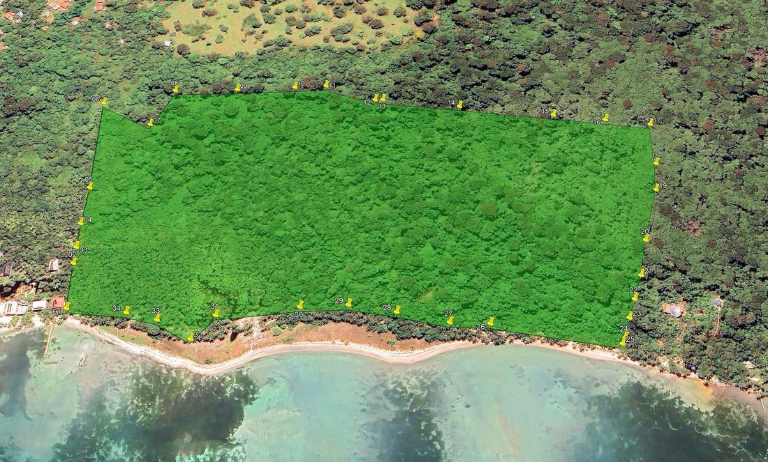 Land in Salt Creek, Bocas del Toro Province, Panama 2 - 16819320