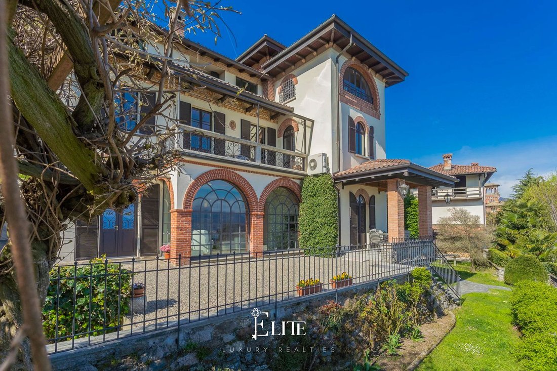 Villa in Stresa, Piedmont, Italy 2 - 16819719