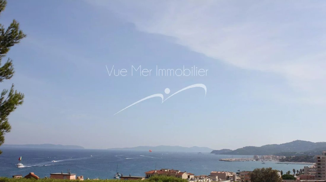 Apartment in Le Lavandou, Provence-Alpes-Côte d'Azur, France 1 - 16821089