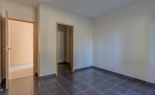 Castle for Sale in Sarlat-la-Canéda, Nouvelle-Aquitaine, France