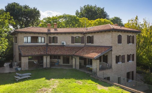 Villa in Montefiore Conca, Emilia-Romagna, Italien 1