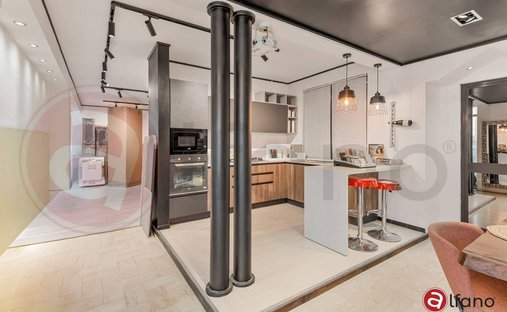 Castle for Sale in Sant'Antonio, Tuscany, Italy