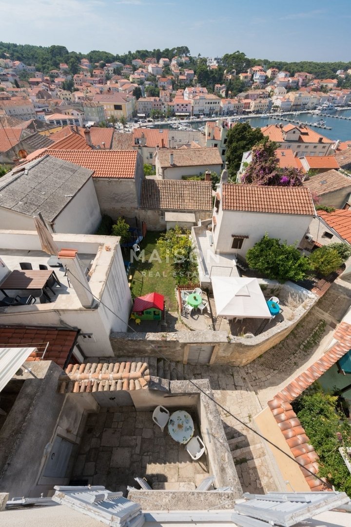 House in Mali Losinj, Primorje-Gorski Kotar County, Croatia 2 - 16821417