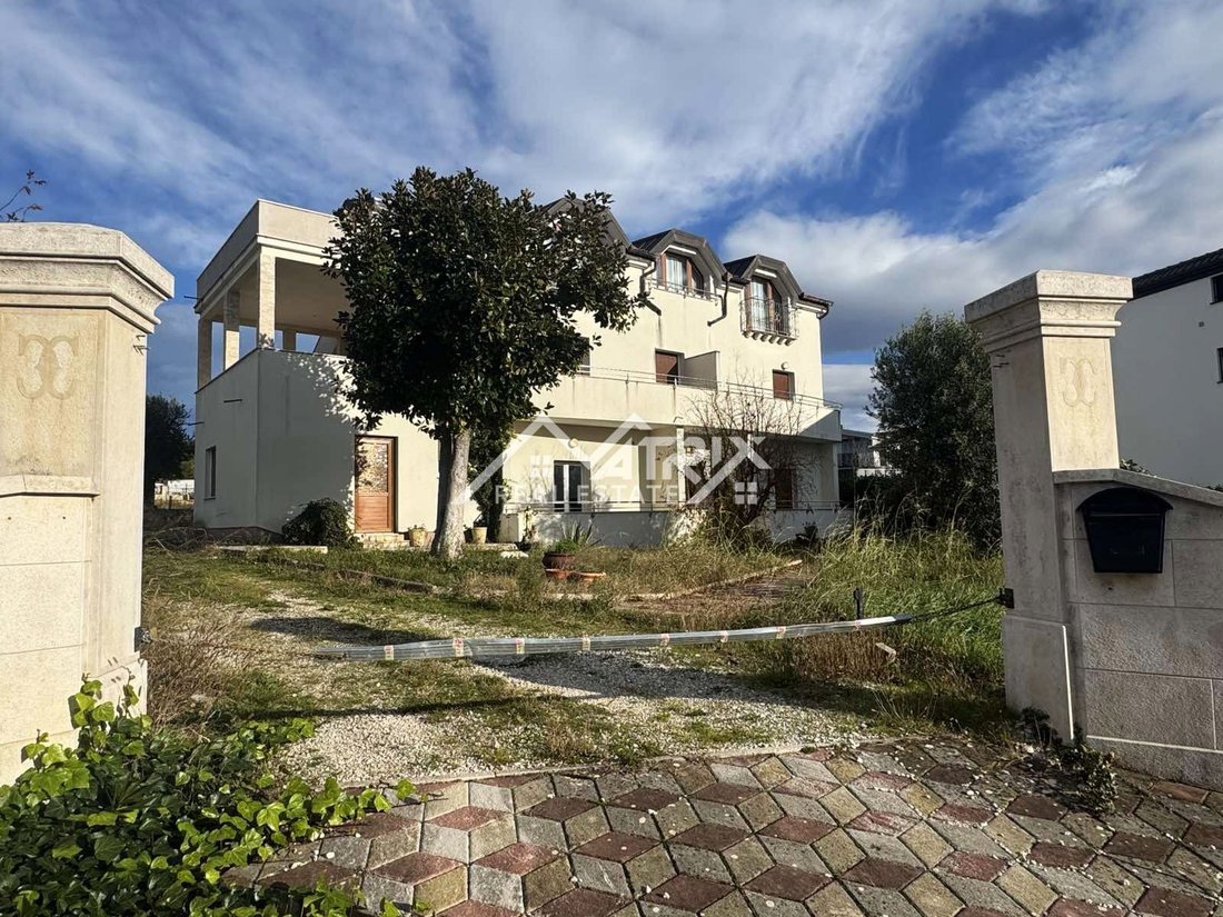 House in Umag, Istria County, Croatia 2 - 16821409