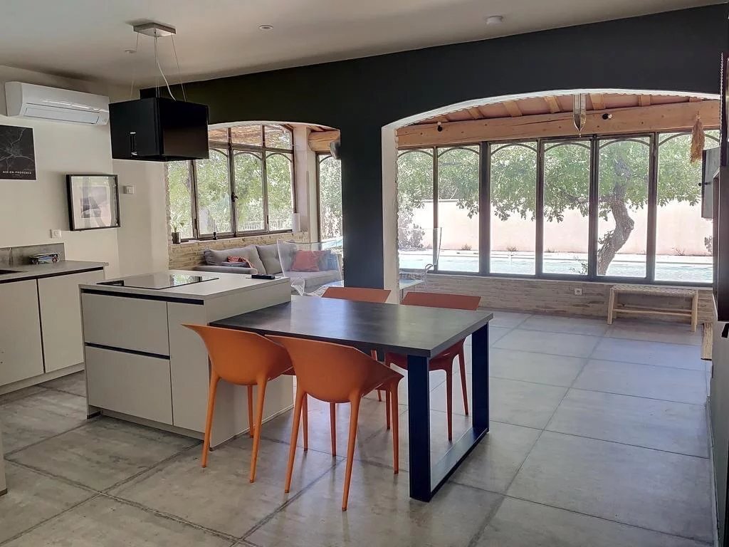House in Cabrières-d'Avignon, Provence-Alpes-Côte d'Azur, France 5 - 16819583