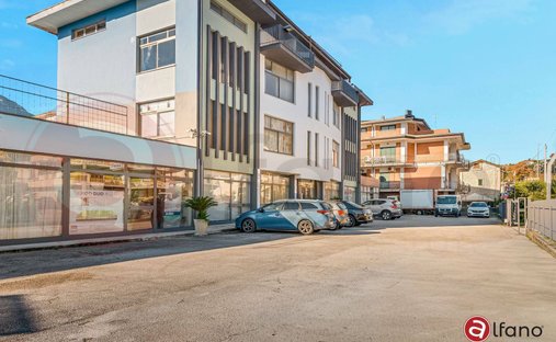 Castle for Sale in Sant'Antonio, Tuscany, Italy - 5