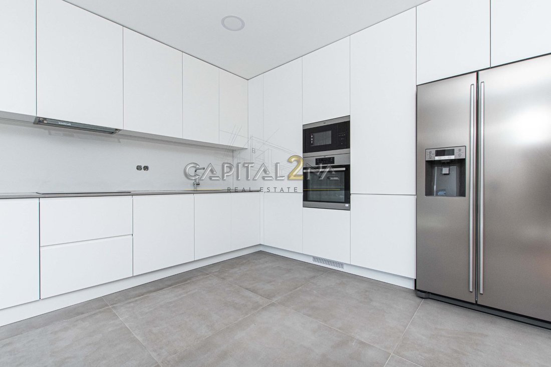 Apartment in Estoril, Cascais e Estoril, Lisbon 3 - 16823380