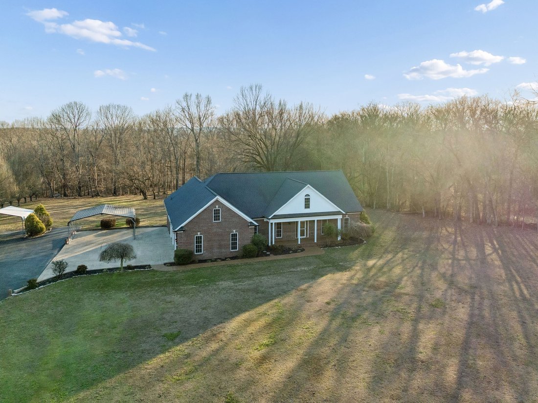 House in Columbia, Tennessee, United States 1 - 16775263