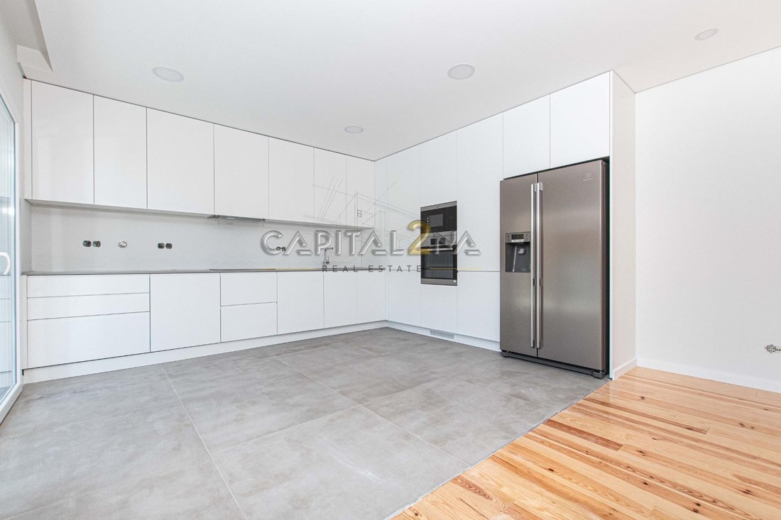 Apartment in Estoril, Cascais e Estoril, Lisbon 1 - 16823380