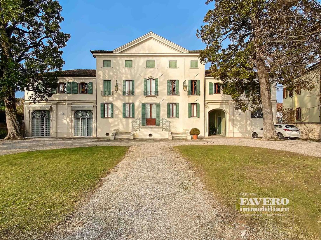 Villa in Dolo, Veneto, Italy 1 - 16820285