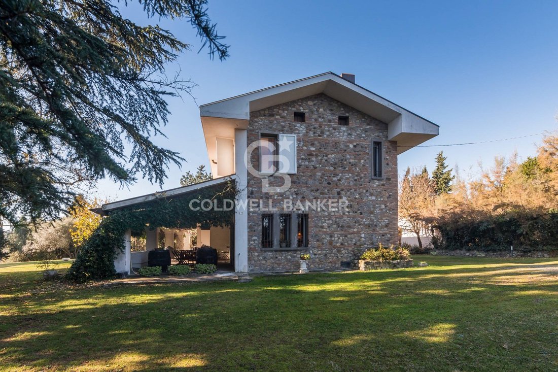 Villa in Santarcangelo di Romagna, Emilia-Romagna, Italy 1 - 16822447