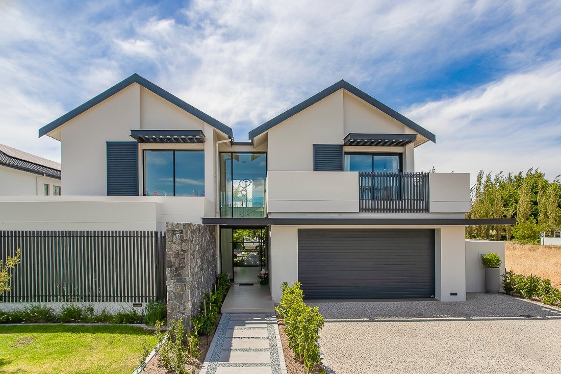 House in Paarl, Groenvlei, Western Cape 1 - 16823401