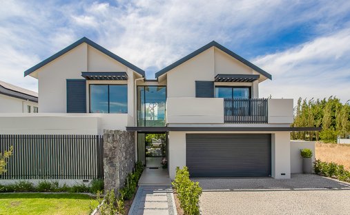 House in Paarl, Western Cape, South Africa 1