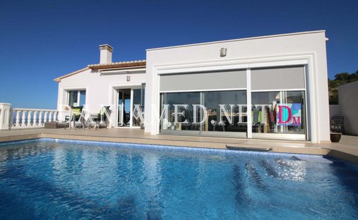 Villa in el Rafol d'Almunia, Valencian Community, Spain 1