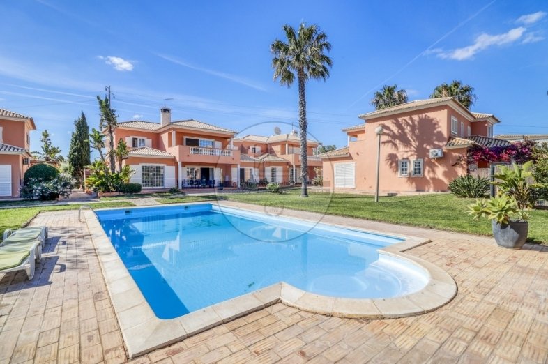 House in Vilamoura, Quarteira, Algarve 1 - 16819671