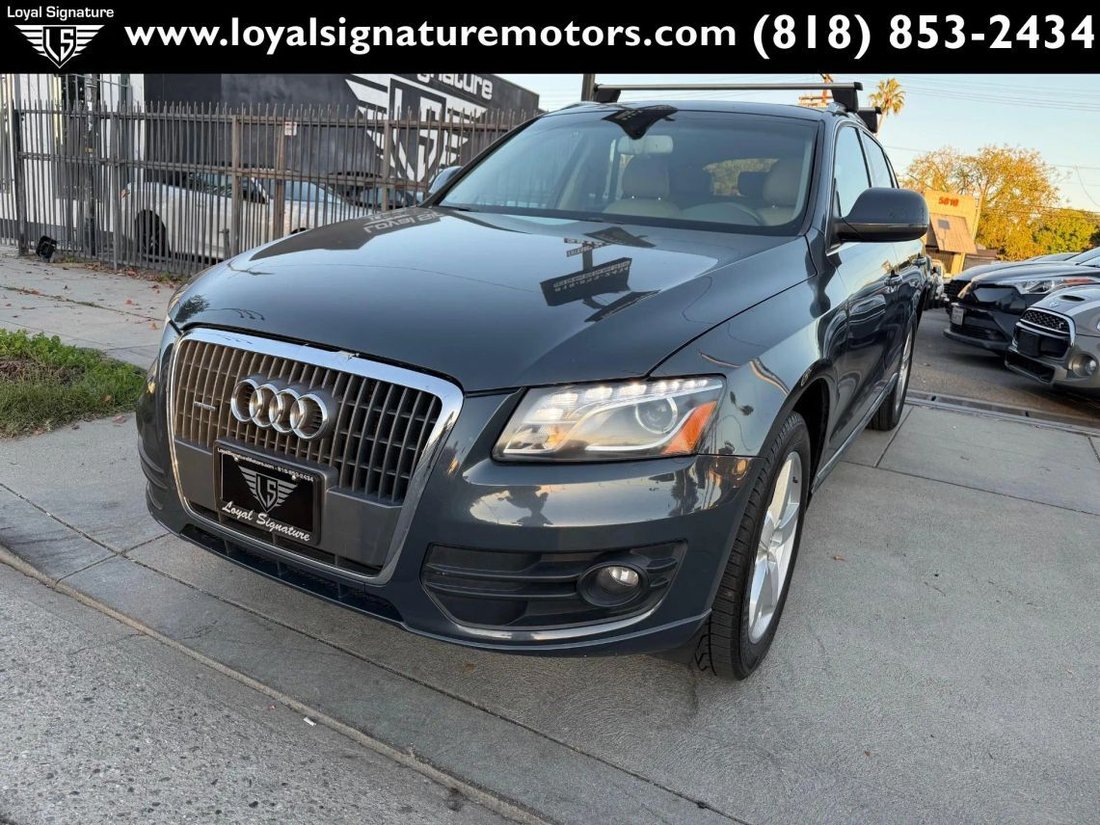 Suv in Van Nuys, CA, United States 3 - 16822255