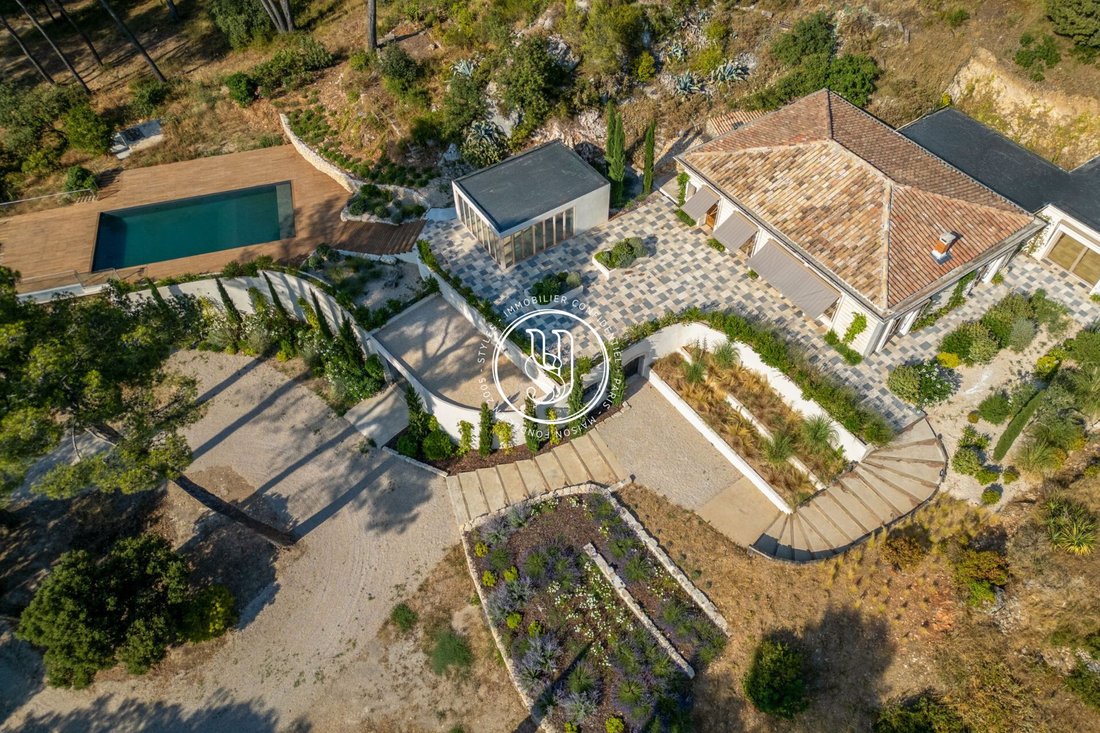 Villa in Saint-Rémy-de-Provence, Provence-Alpes-Côte d'Azur, France 4 - 16823277