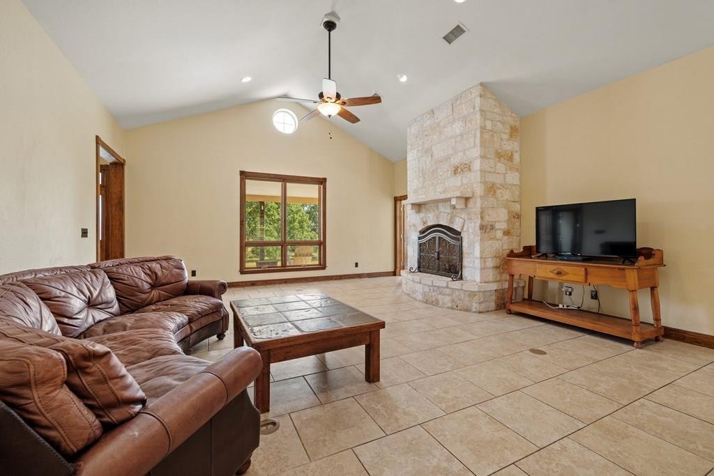House in Doss, Texas, United States 4 - 16821512