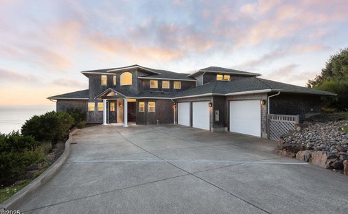 House in Neskowin, Oregon, United States 1