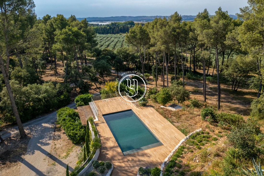 Villa in Saint-Rémy-de-Provence, Provence-Alpes-Côte d'Azur, France 2 - 16823277