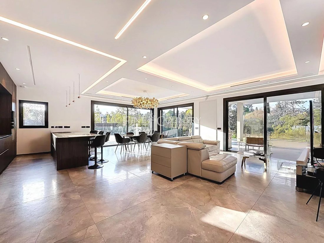 Villa in Valbonne, Provence-Alpes-Côte d'Azur, France 5 - 16820853