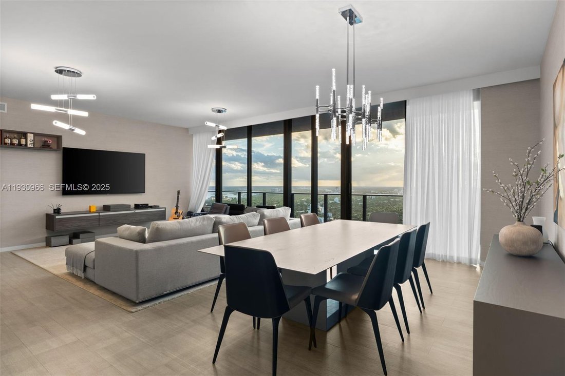 Condo in Miami, Florida, United States 2 - 16821481