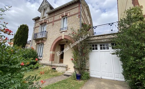 Back On The Marcket 120km From Paris Fairy Tale Castle Built From The 15th To The 20th Century