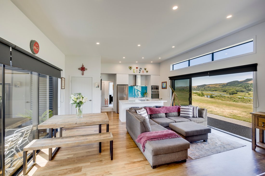 House in Otane, Hawke's Bay, New Zealand 3 - 16820651