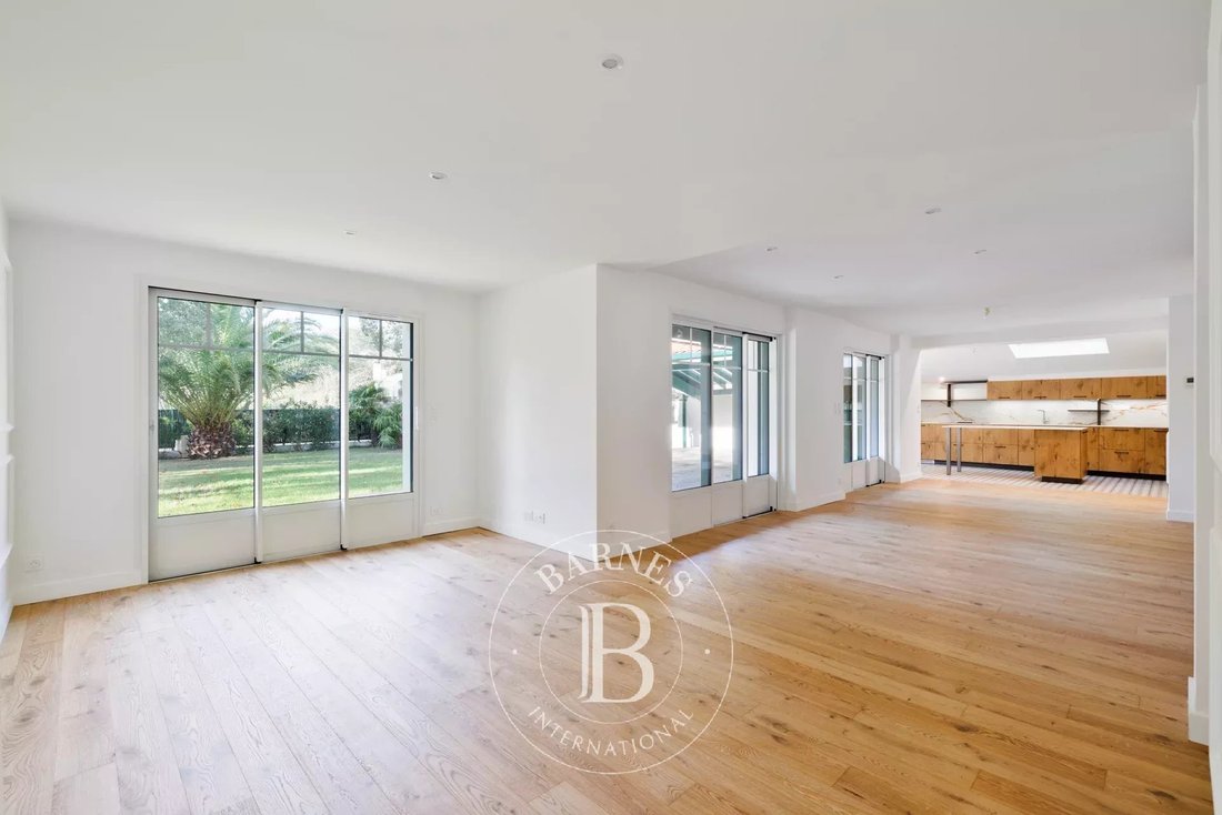 Villa in Soorts-Hossegor, Nouvelle-Aquitaine, France 4 - 16698727