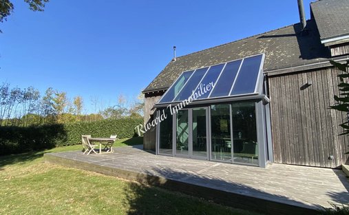 Castle for Sale in Laval, Pays de la Loire, France