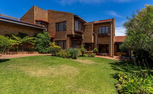 House in Plettenberg Bay, Western Cape, South Africa 1
