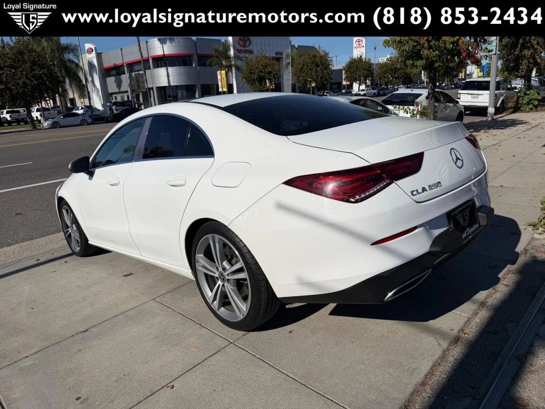 Coupe in Van Nuys, CA, United States 5 - 16822222