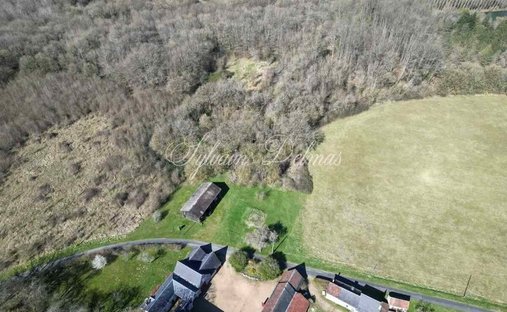 A Carefully Restored 15th Century Fortified Manor House, With A Swimming Pool And 3 Hectare